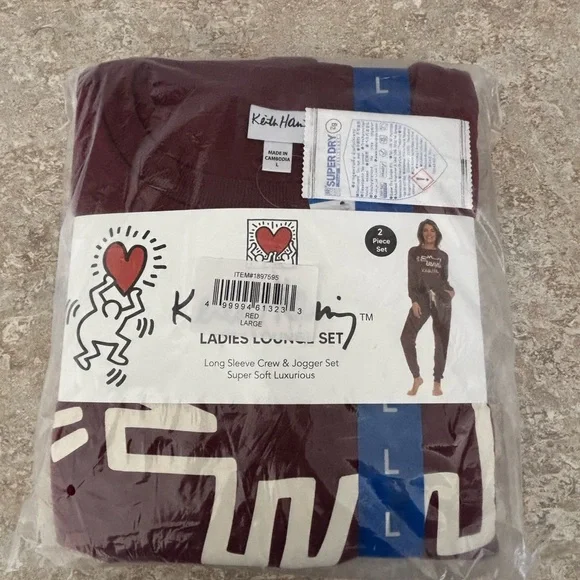 NWT Keith Haring Burgundy Lounge Set Sweatshirt Joggers Sz L - Picture 2 of 3